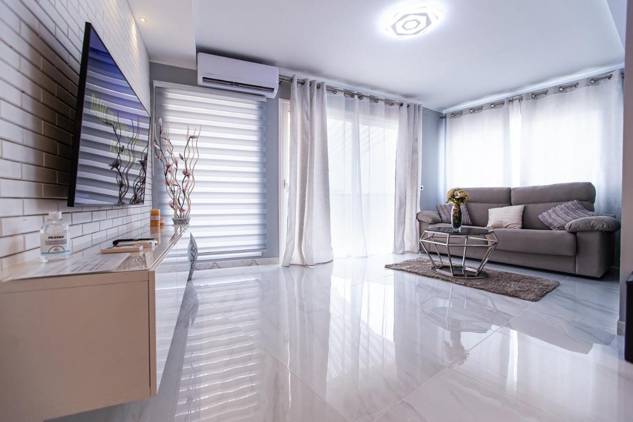 Luxury 2 Bedroom Apartment In Los Cristianos Los Cristianos  Exterior photo